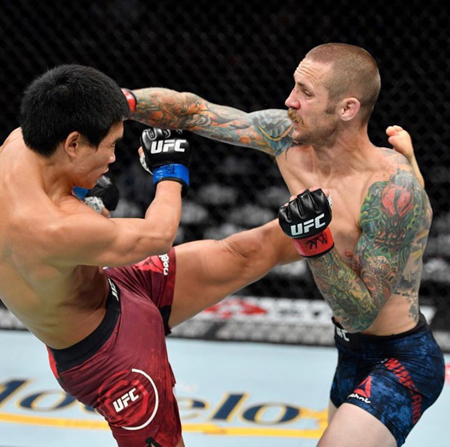 Những hình ảnh từ UFC 238: Henry Cejudo vs Marlon Moraes Những hình ảnh từ UFC 238: Henry Cejudo vs Marlon Moraes